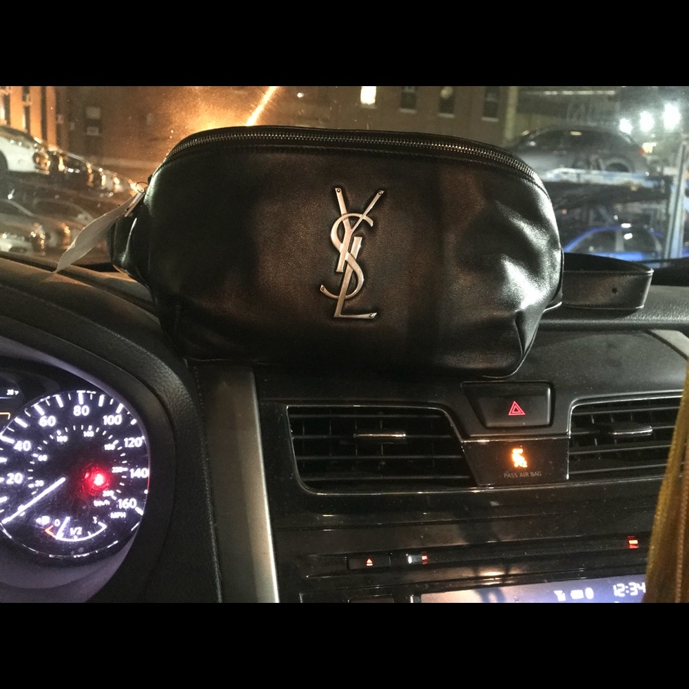 Ysl pouch - Picture 3 of 3